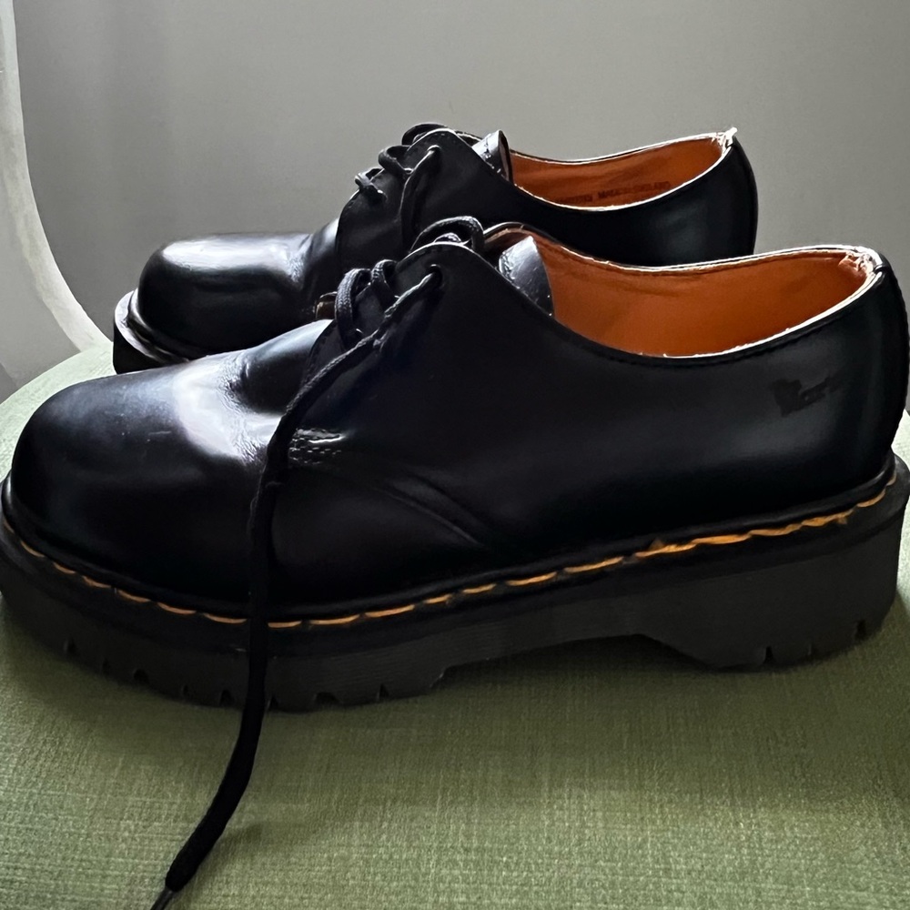 Vintage Dr Martens 1461 Made In England Black Leather 3-Eye Oxford UK 4 US 6